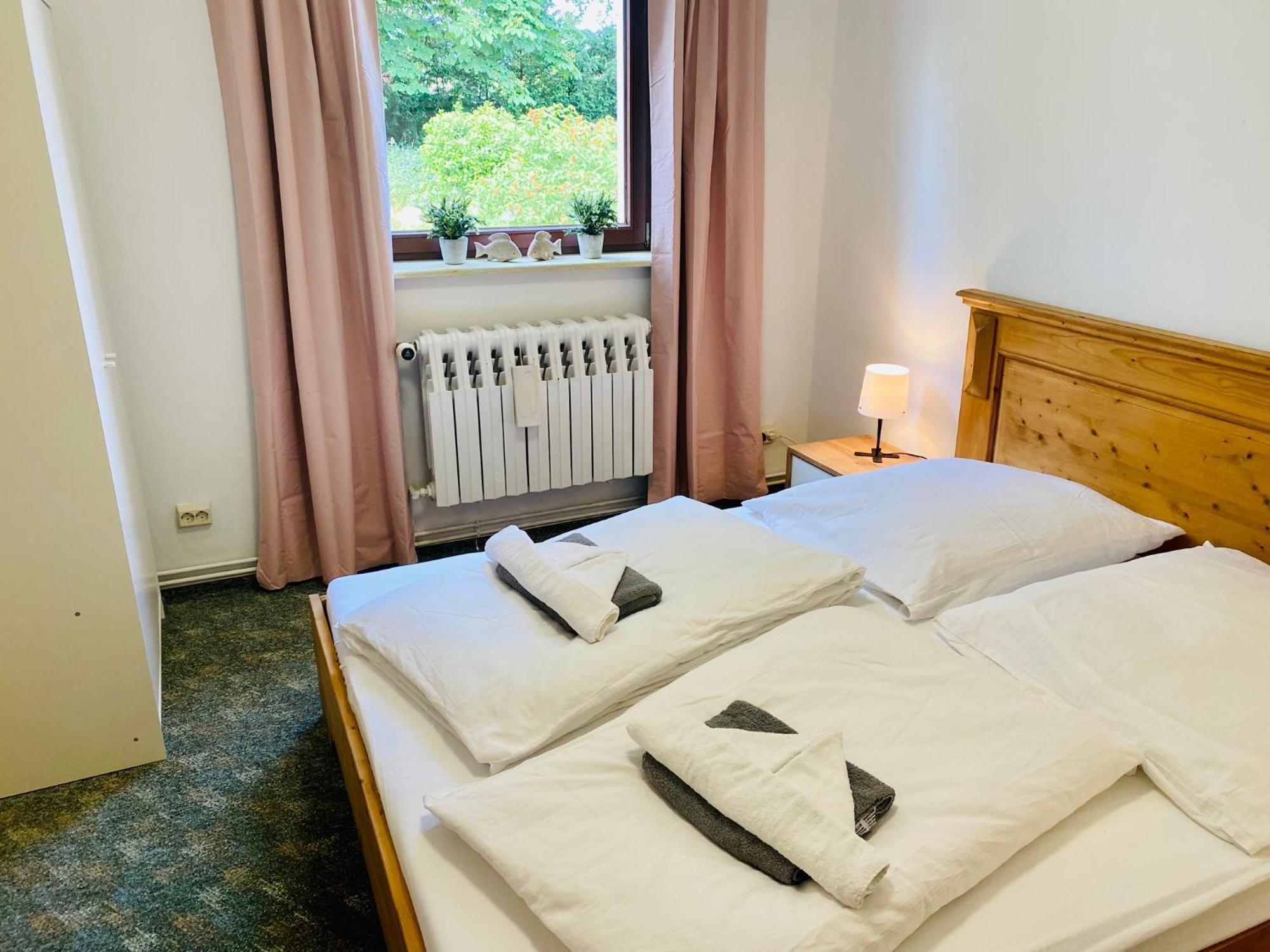 OSTSEE-LANDHAUS MÄHL mit Sauna und Kamin auch für Gruppen Prerow Exterior foto